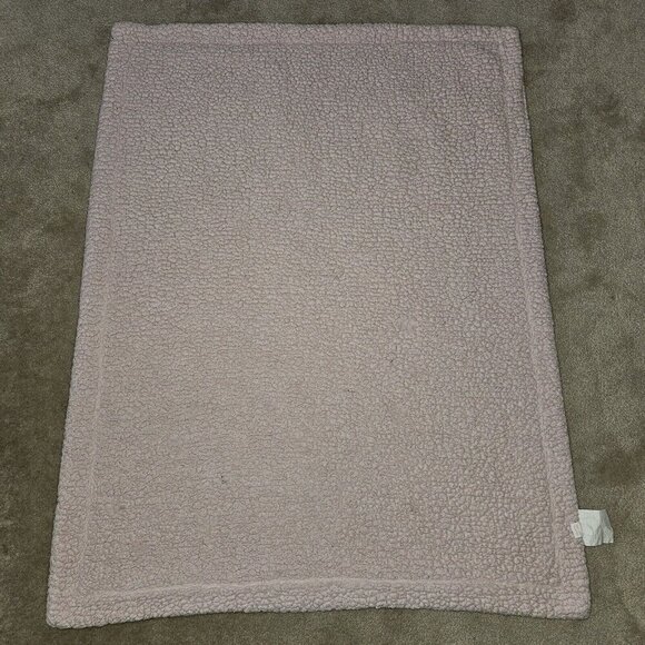 RN 119741 Solid Pink Baby Blanket Fleece Embossed Animal Safari Elephant Giraffe - Picture 8 of 8